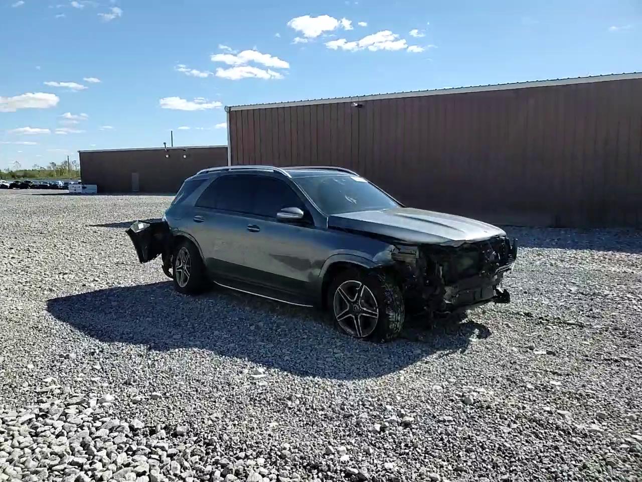 Фото: 4JGFB5KB4LA053729