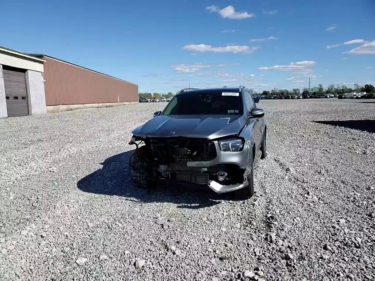 Фото: 4JGFB5KB4LA053729