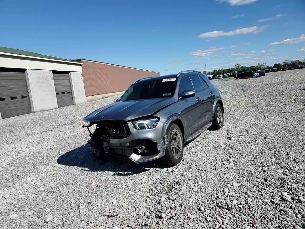 Фото: 4JGFB5KB4LA053729