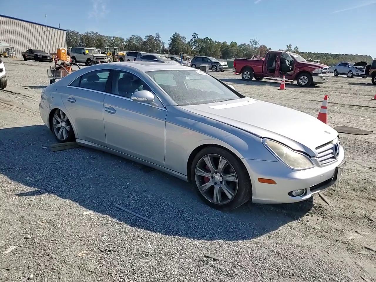 Фото: WDDDJ75X66A027676