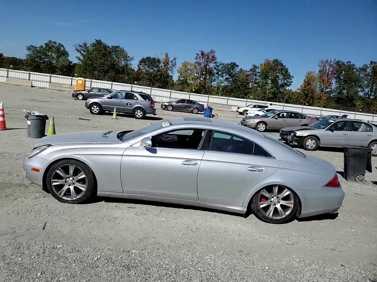 Фото: WDDDJ75X66A027676