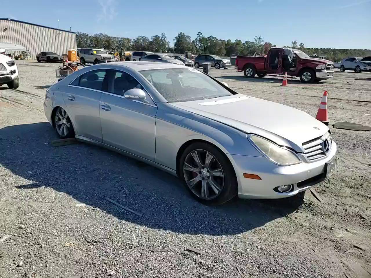 Фото: WDDDJ75X66A027676