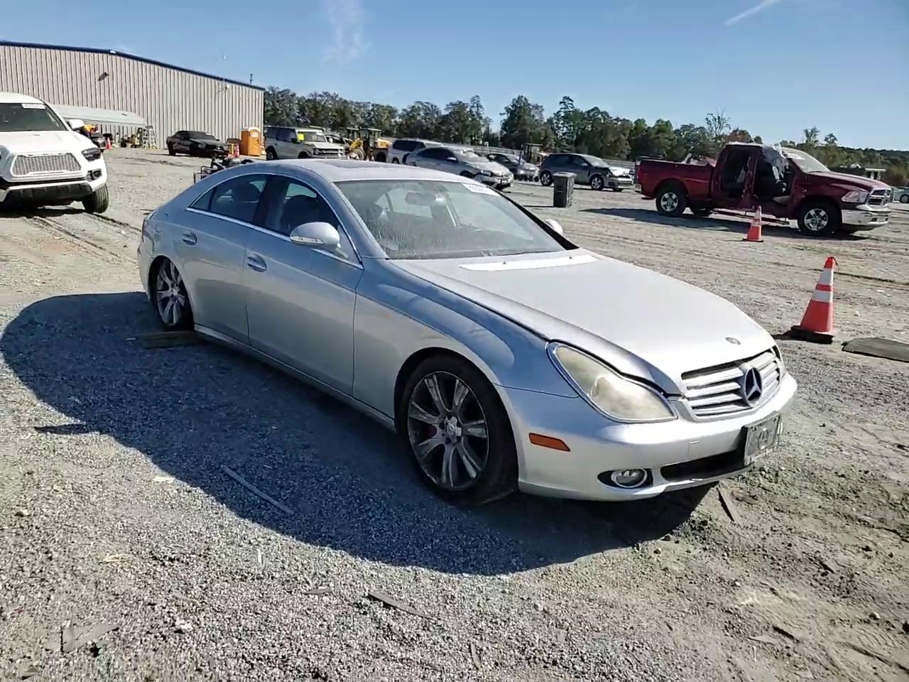 Фото: WDDDJ75X66A027676