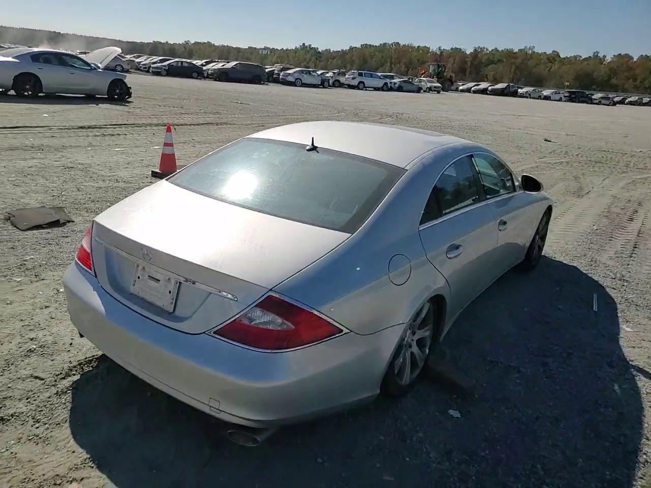 Фото: WDDDJ75X66A027676