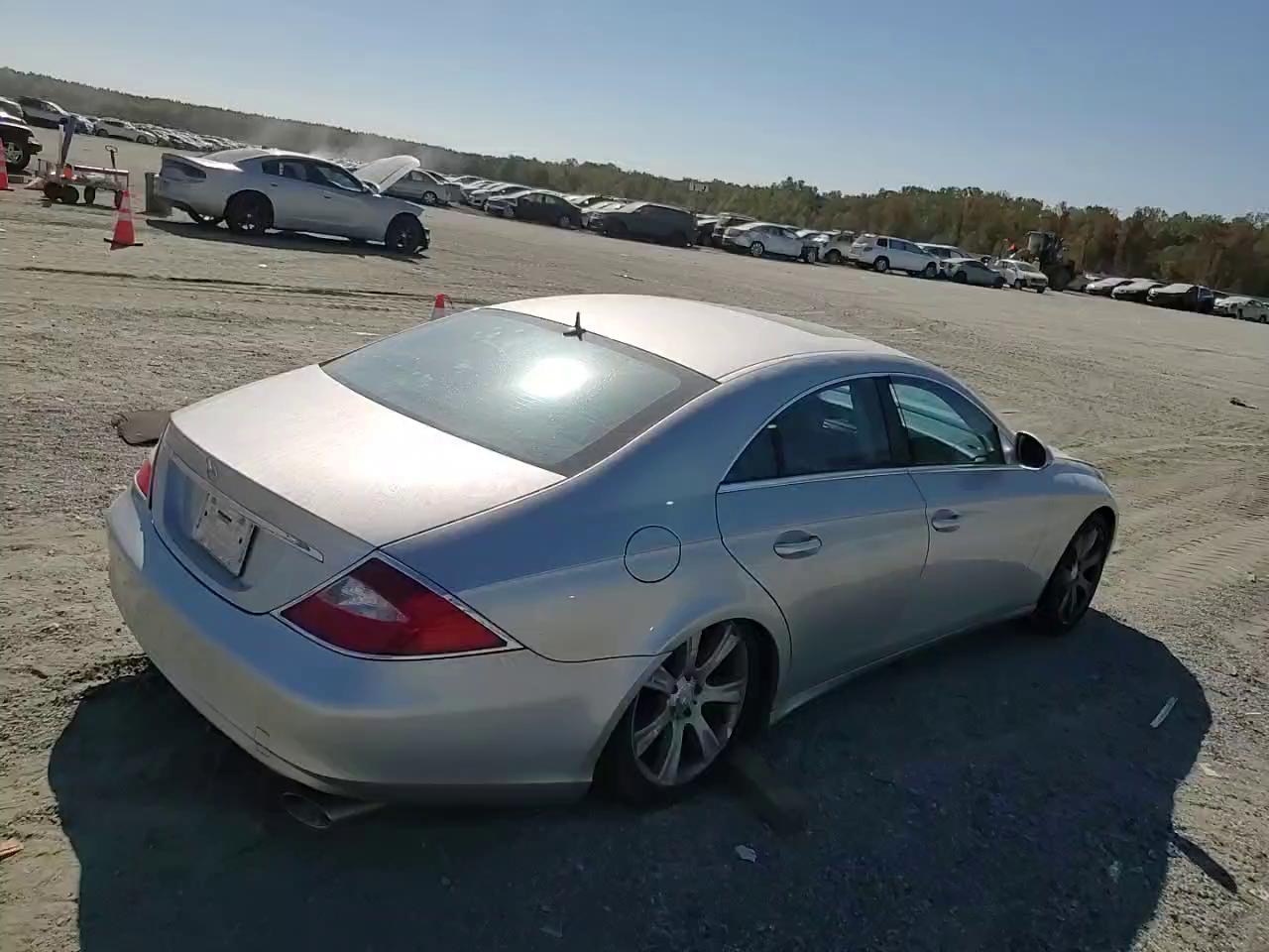 Фото: WDDDJ75X66A027676