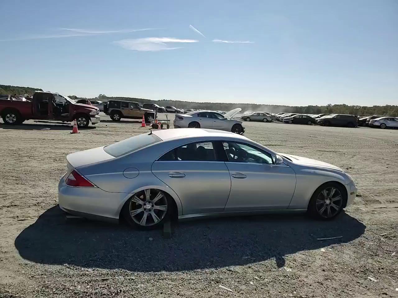 Фото: WDDDJ75X66A027676