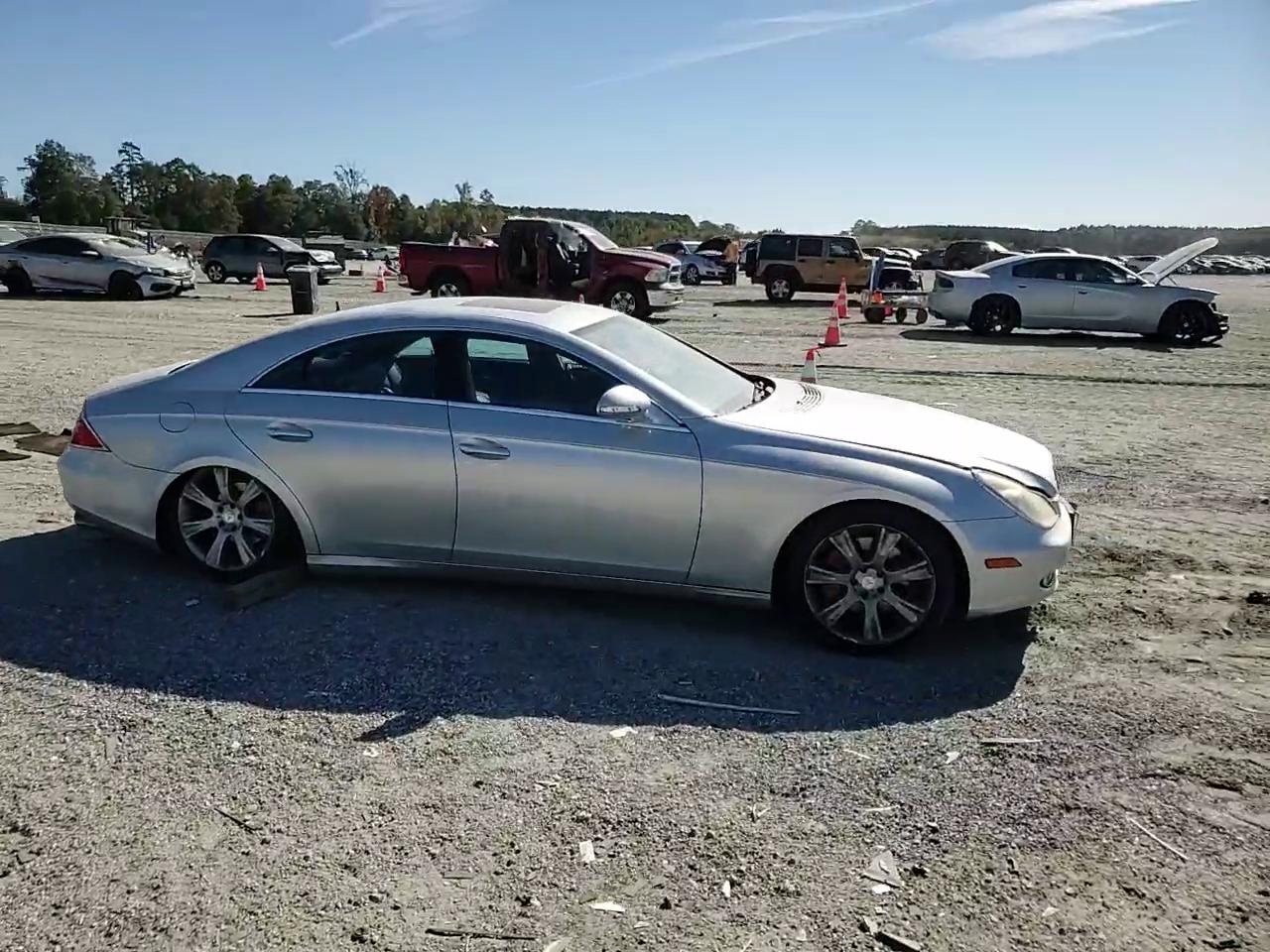 Фото: WDDDJ75X66A027676