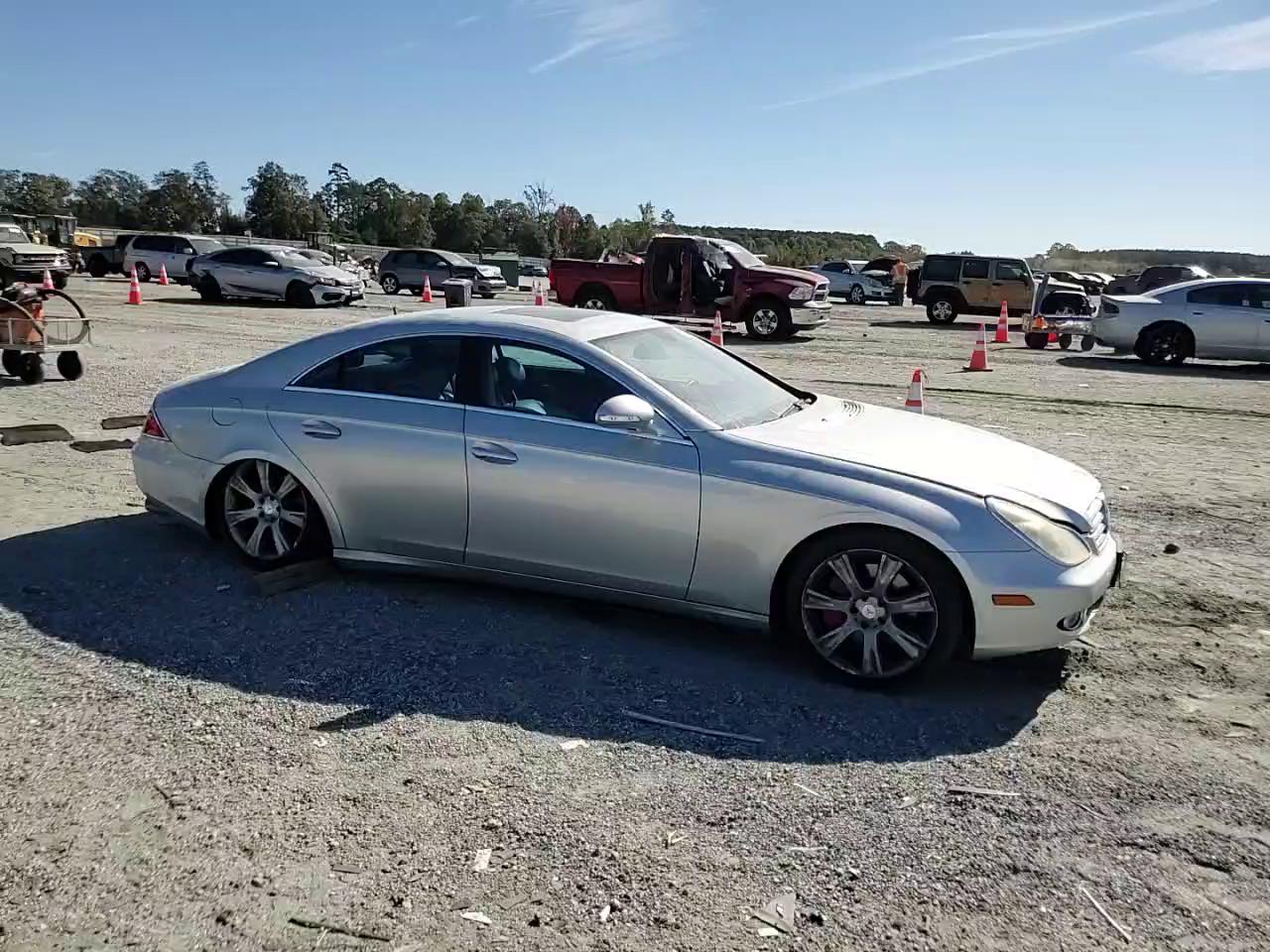 Фото: WDDDJ75X66A027676