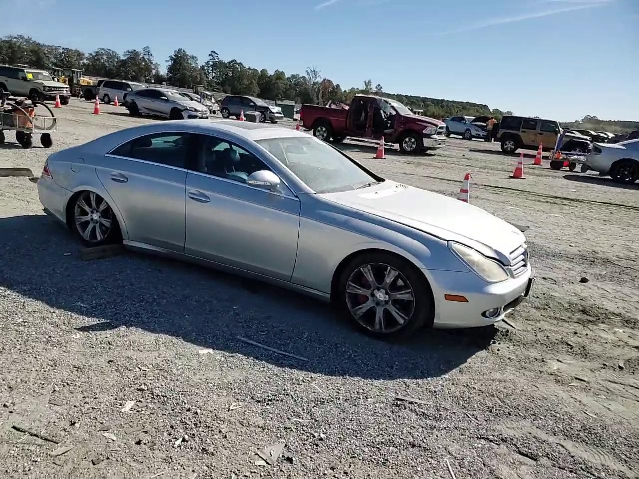 Фото: WDDDJ75X66A027676