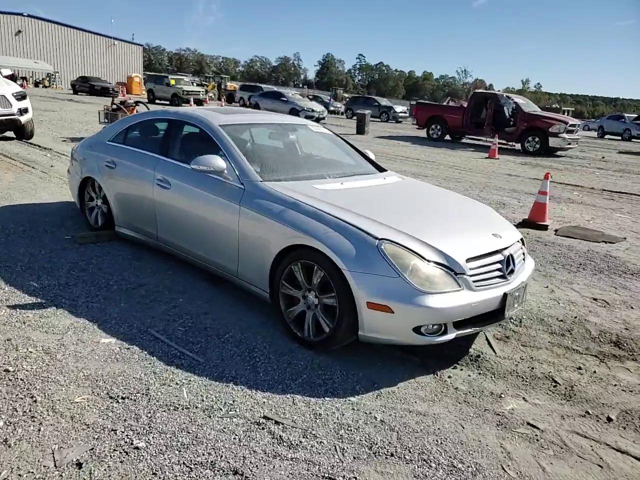 Фото: WDDDJ75X66A027676