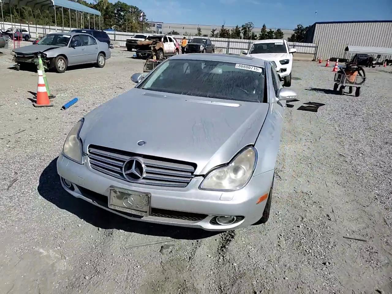 Фото: WDDDJ75X66A027676