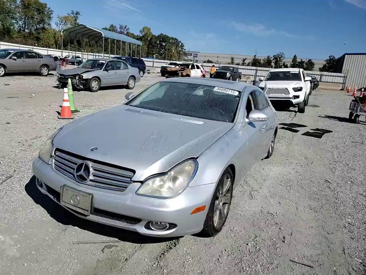 Фото: WDDDJ75X66A027676