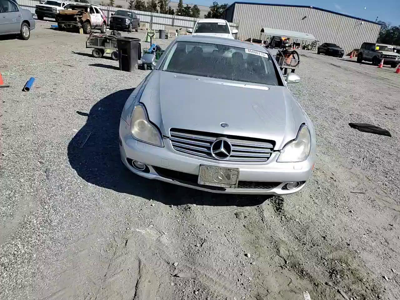 Фото: WDDDJ75X66A027676