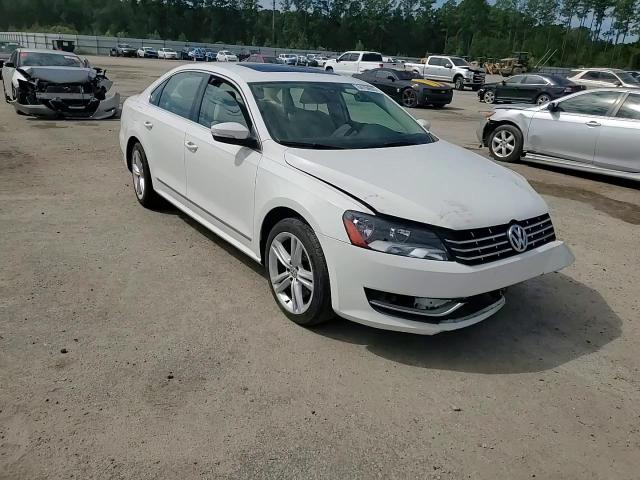 2014 Volkswagen Passat Sel VIN: 1VWCT7A30EC098892 Lot: 84794695