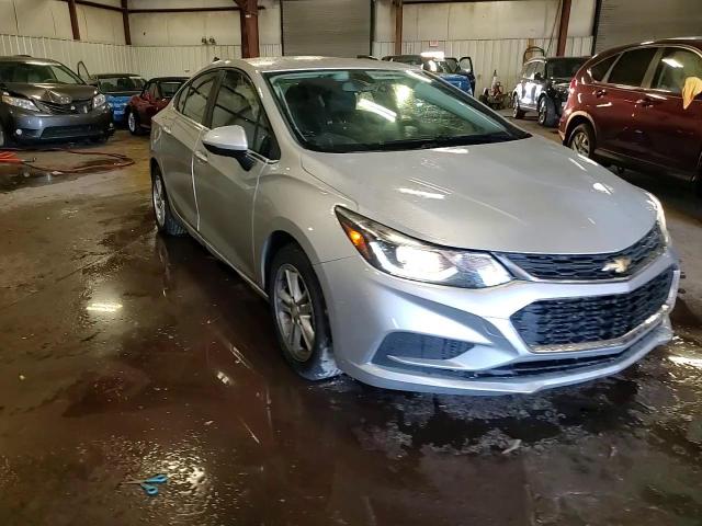 2017 Chevrolet Cruze Lt VIN: 3G1BE5SM4HS601092 Lot: 85487005