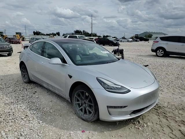 2018 Tesla Model 3 VIN: 5YJ3E1EB8JF054423 Lot: 87477425