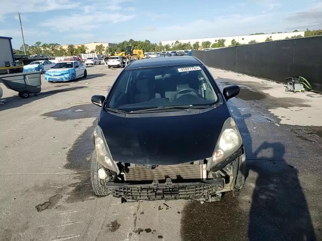 2013 Honda Fit VIN: JHMGE8H30DC042118 Lot: 85921785