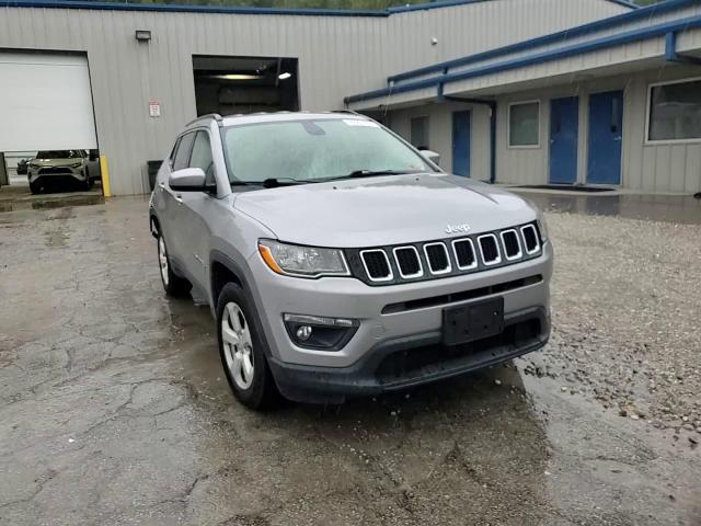 2017 Jeep Compass Latitude VIN: 3C4NJDBB9HT665714 Lot: 82261255