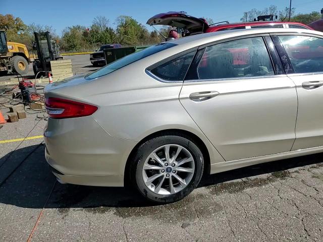 2017 Ford Fusion Se VIN: 3FA6P0H70HR341570 Lot: 85865385