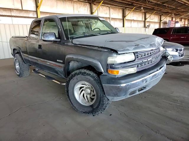 2002 Chevrolet Silverado K1500 VIN: 2GCEK19T621106270 Lot: 82539325