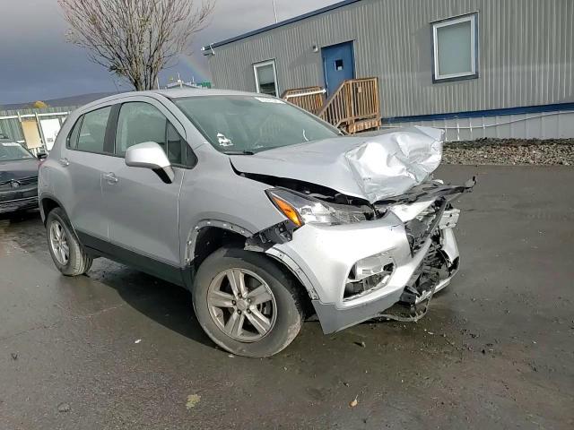 2019 Chevrolet Trax Ls VIN: 3GNCJNSB4KL381600 Lot: 90049545