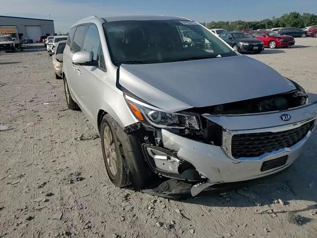 2019 Kia Sedona Lx VIN: KNDMB5C14K6570158 Lot: 84938475