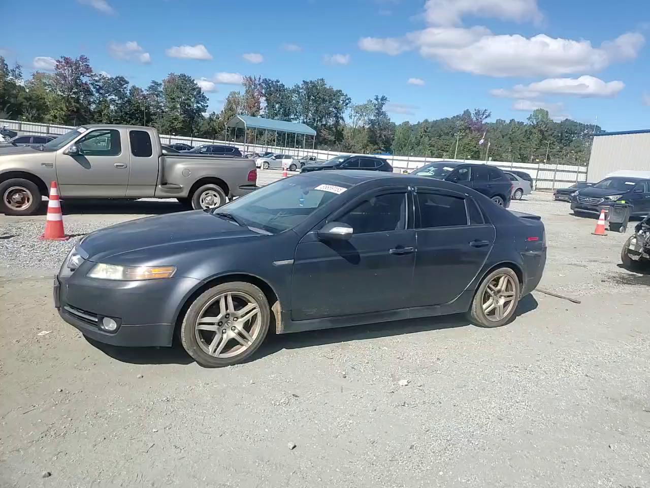 Фото: 19UUA66277A023288