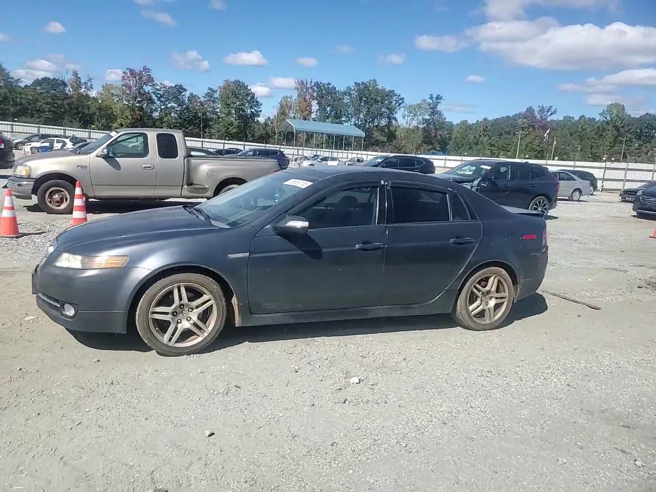 Фото: 19UUA66277A023288