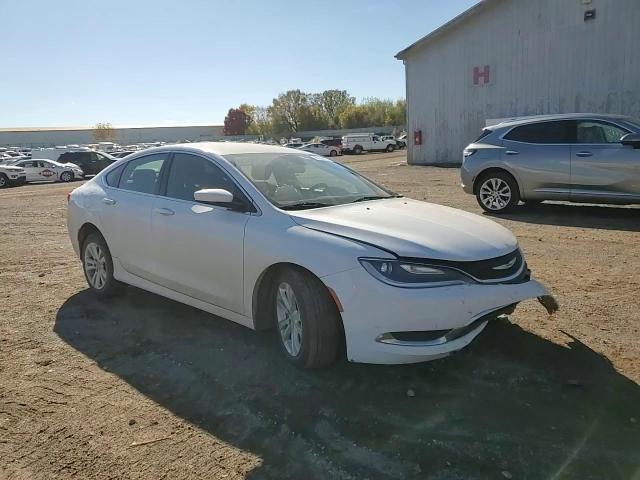 2015 Chrysler 200 Limited VIN: 1C3CCCAB2FN600329 Lot: 82614015