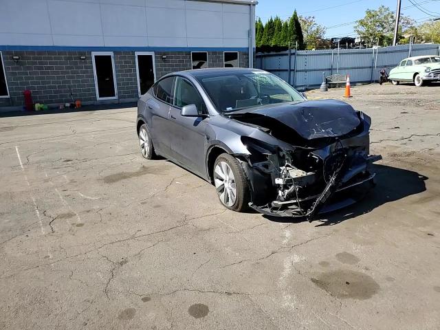 2022 Tesla Model Y VIN: 7SAYGDEE1NF434045 Lot: 85329685