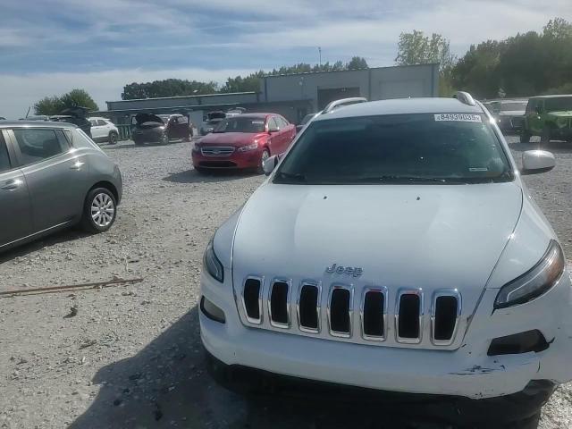 2016 Jeep Cherokee Latitude VIN: 1C4PJMCB7GW193450 Lot: 84939035