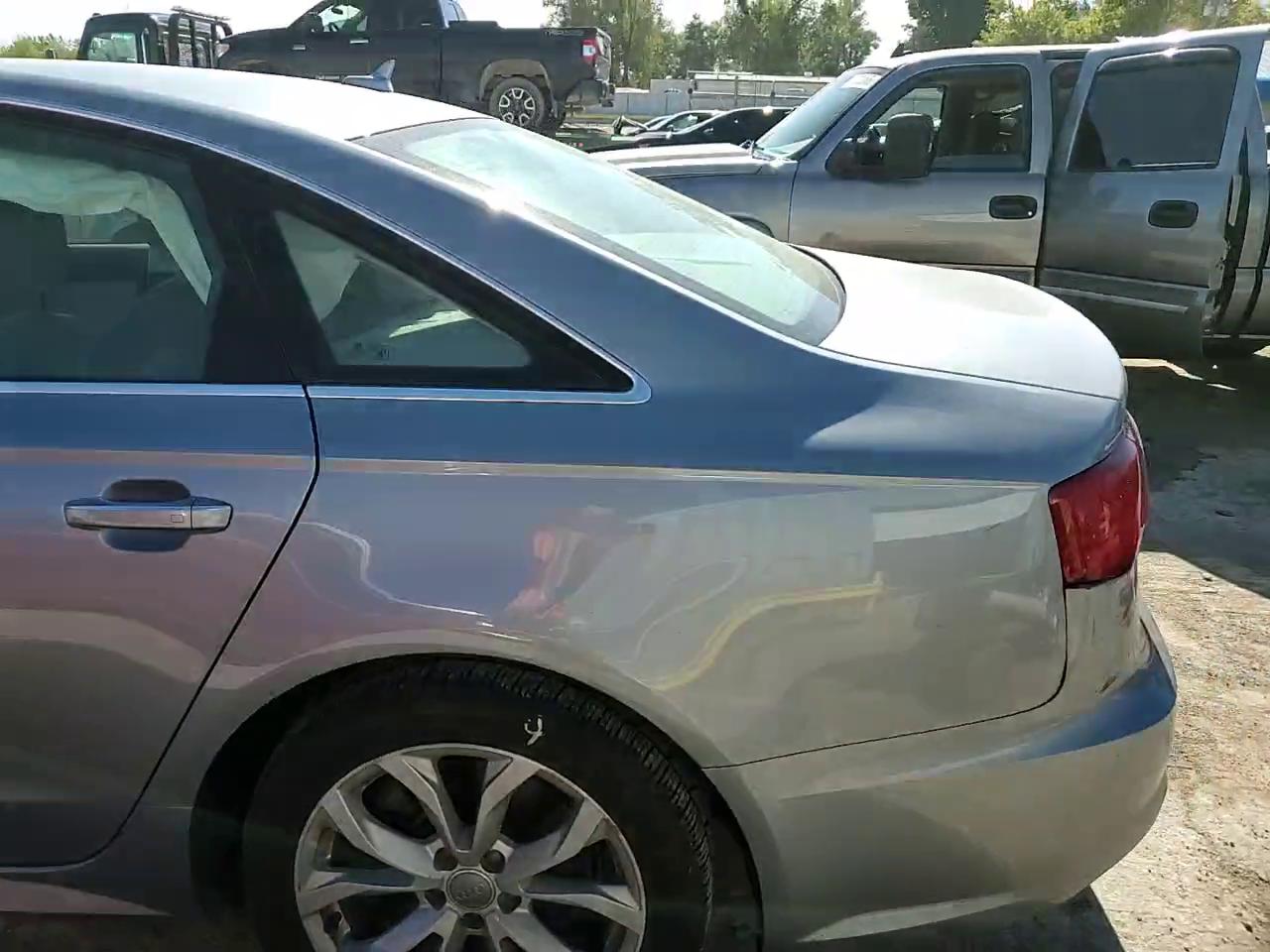 Фото: WAUD8AFC5JN036091