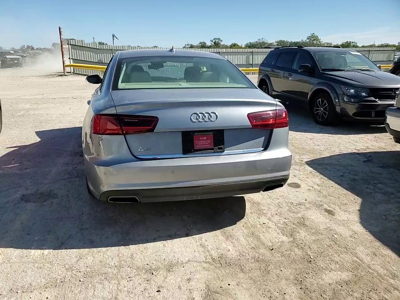 Фото: WAUD8AFC5JN036091