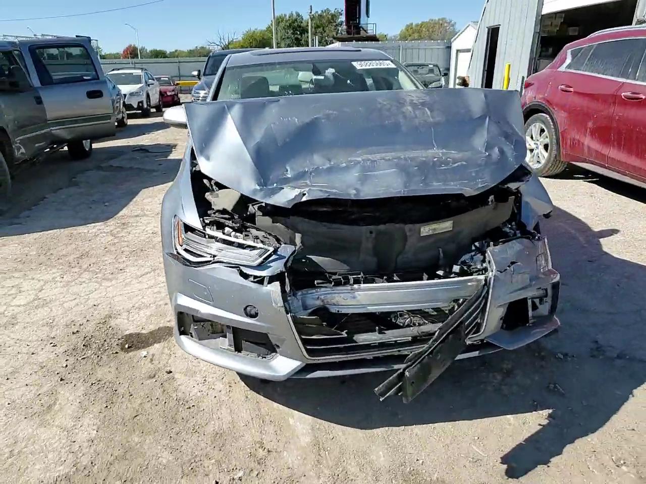 Фото: WAUD8AFC5JN036091