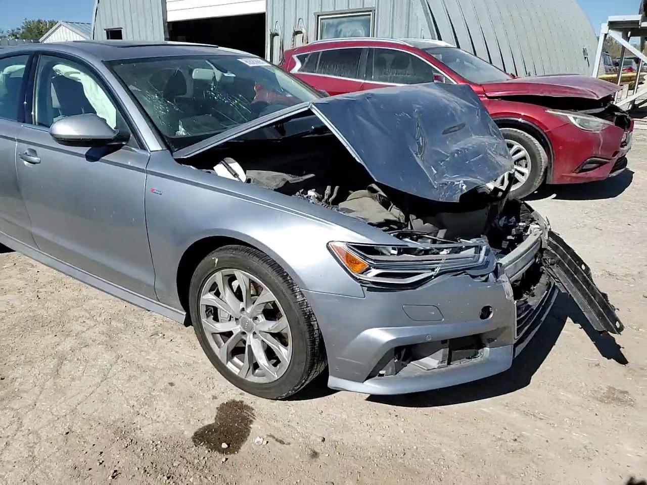 Фото: WAUD8AFC5JN036091