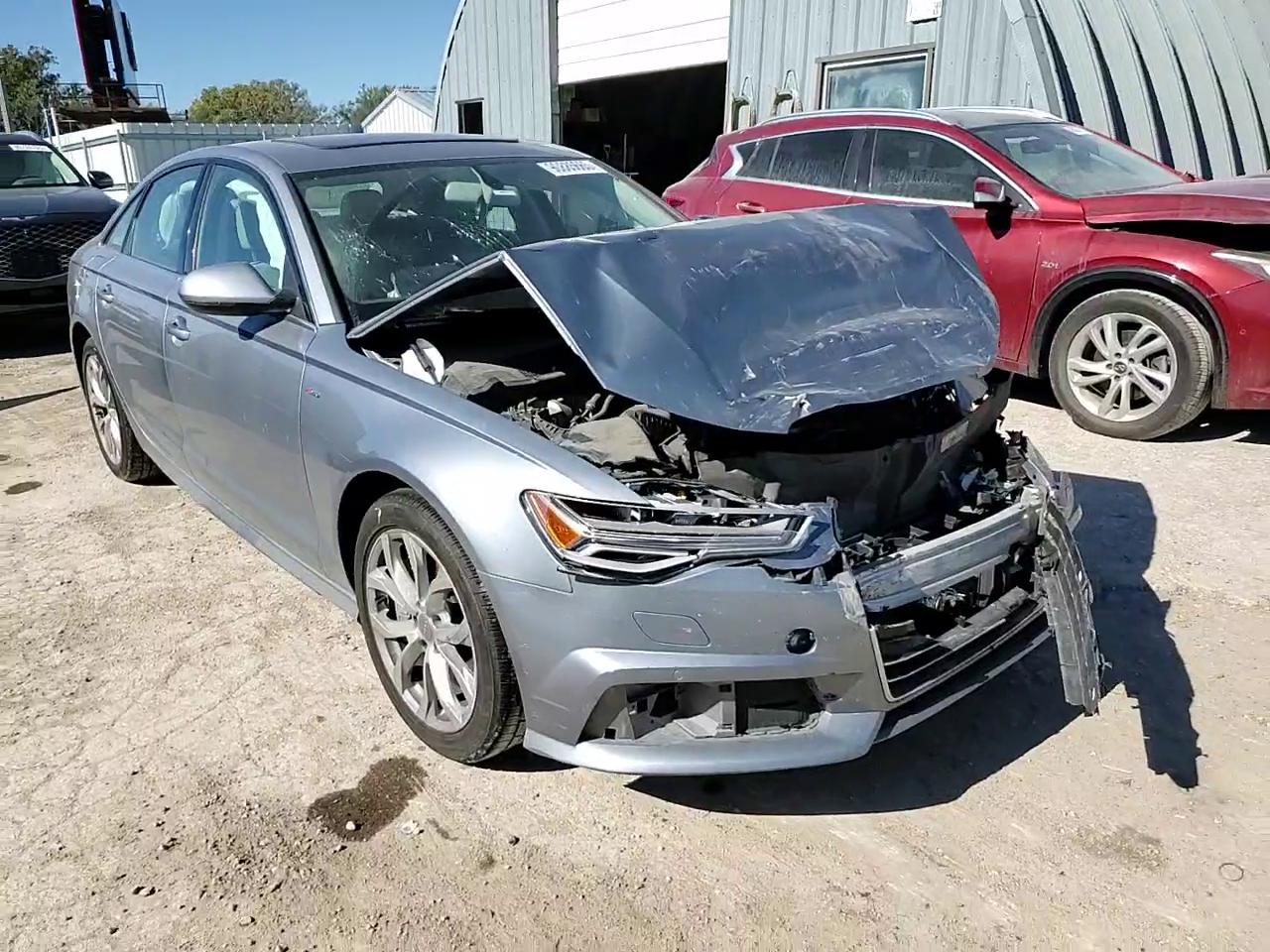 Фото: WAUD8AFC5JN036091