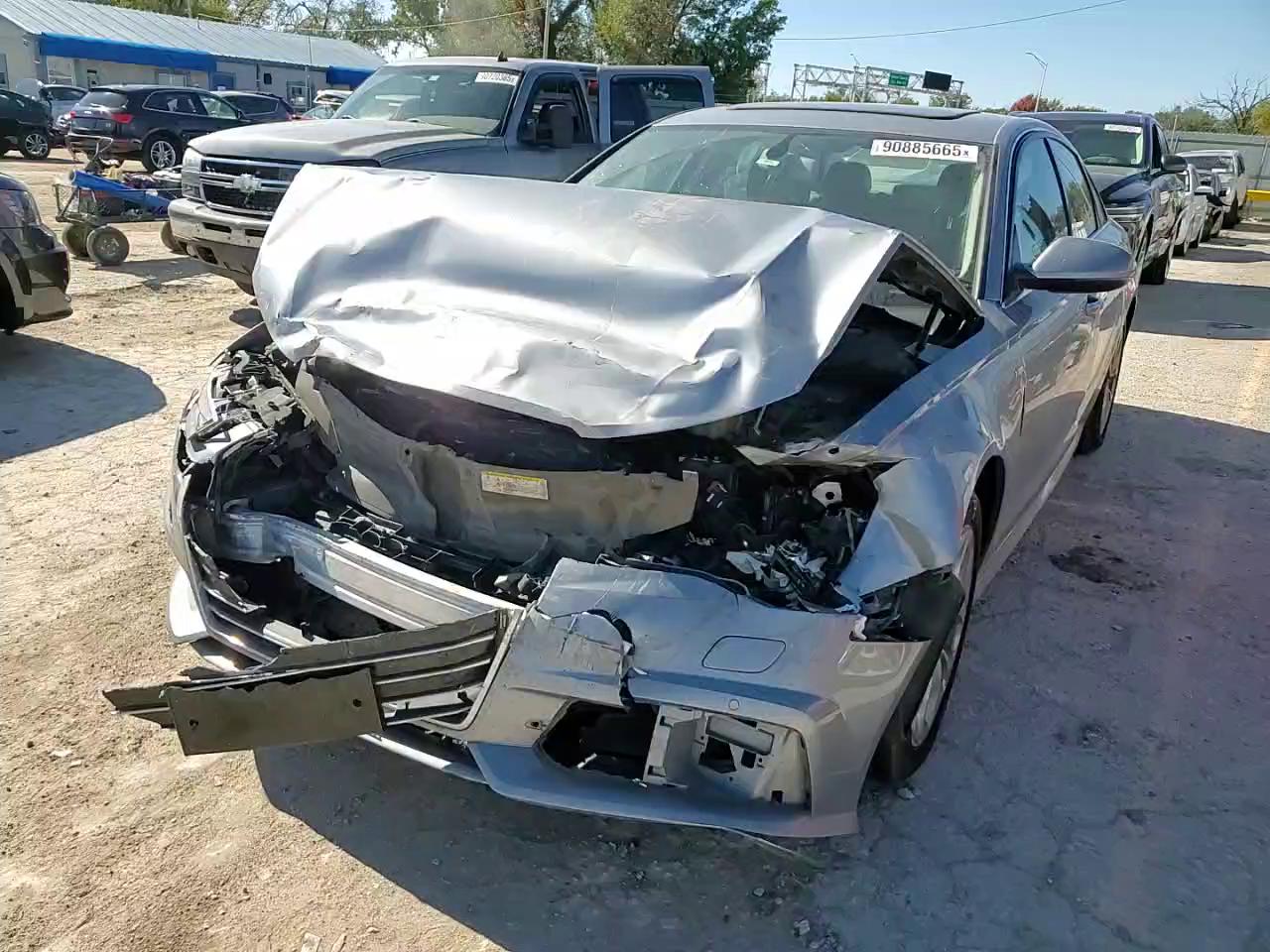 Фото: WAUD8AFC5JN036091