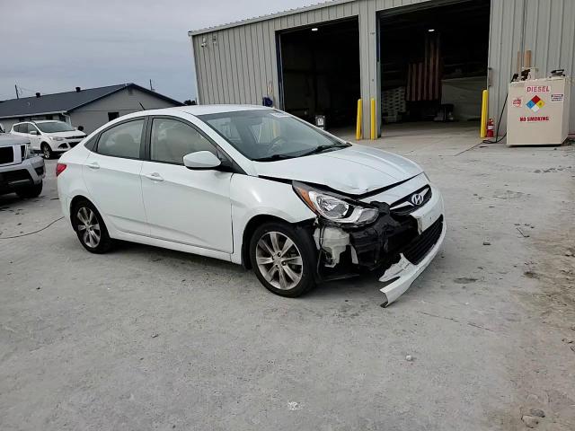 2013 Hyundai Accent Gls VIN: KMHCU4AE7DU450290 Lot: 89830945
