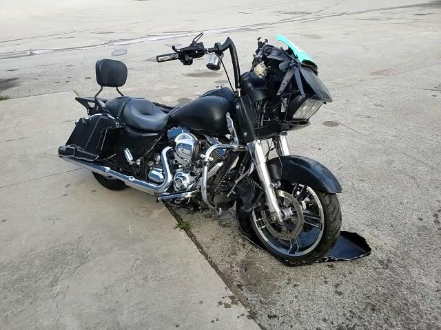 2015 Harley-Davidson Fltrxs Road Glide Special VIN: 1HD1KTM18FB680731 Lot: 82344015