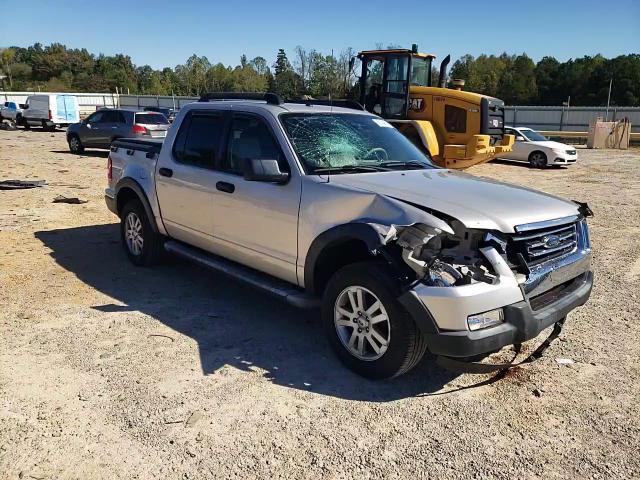 2007 Ford Explorer Sport Trac Xlt VIN: 1FMEU51K67UB15398 Lot: 86134885