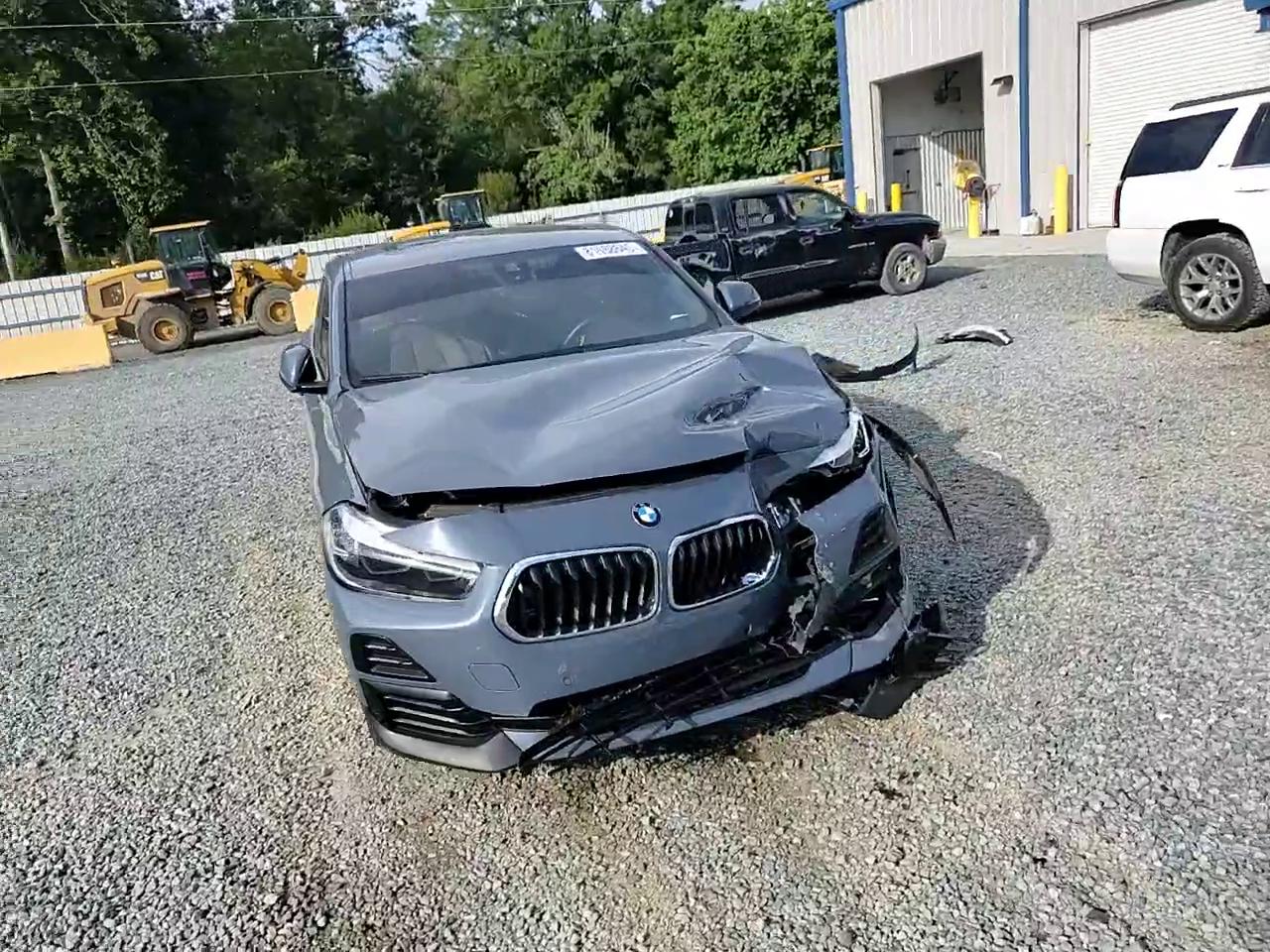 Фото: WBXYH9C04M5S09880