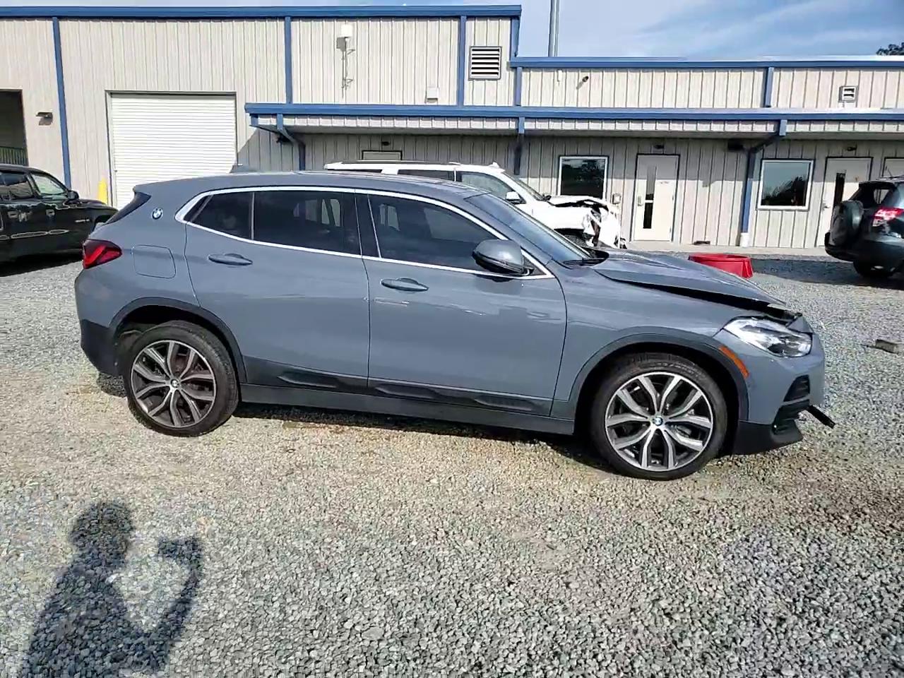 Фото: WBXYH9C04M5S09880