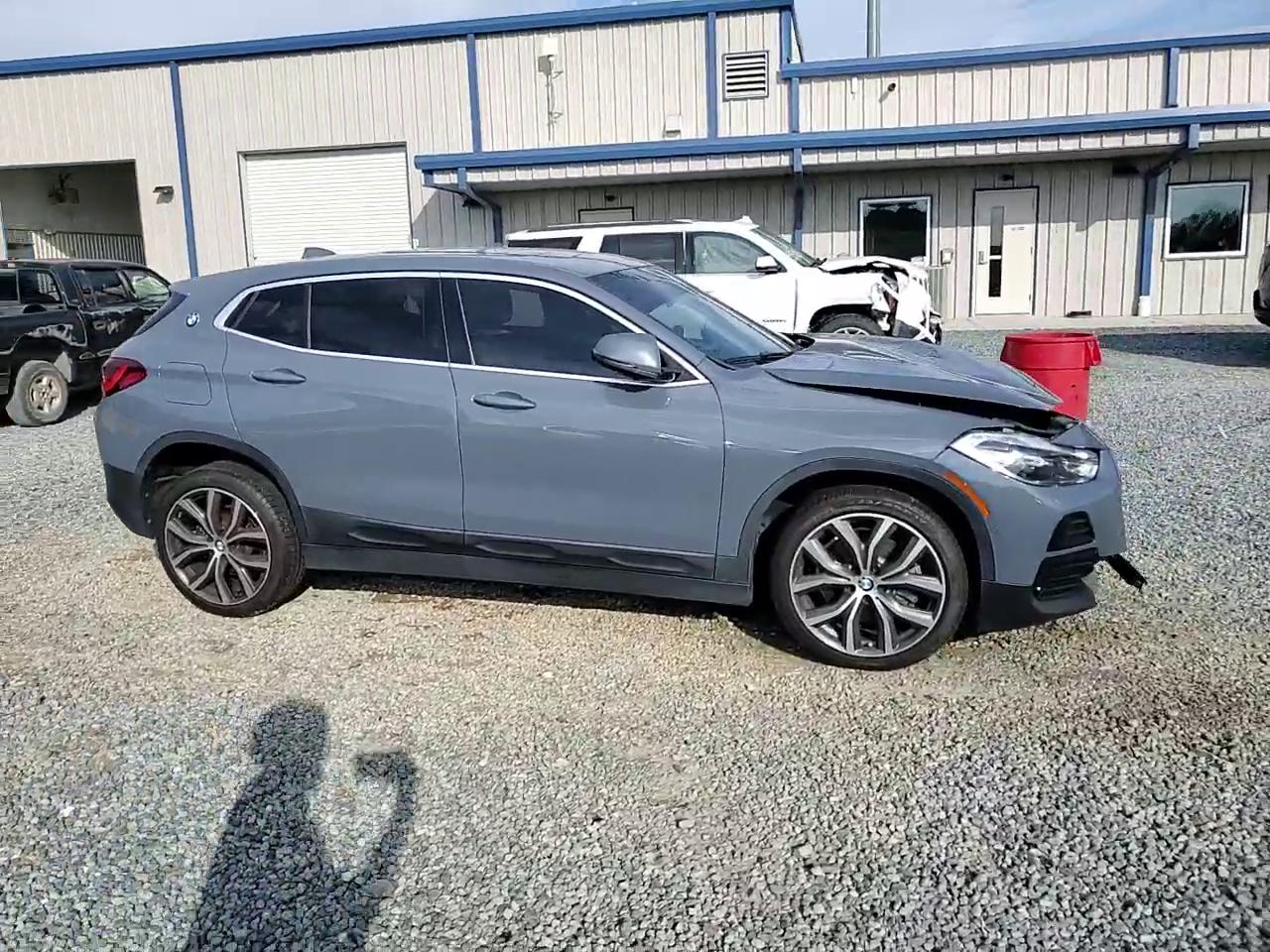 Фото: WBXYH9C04M5S09880