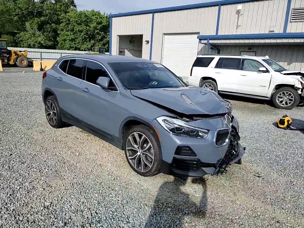 Фото: WBXYH9C04M5S09880