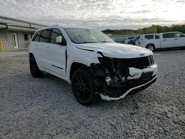 2018 Jeep Grand Cherokee Laredo VIN: 1C4RJFAG4JC397098 Lot: 82310585