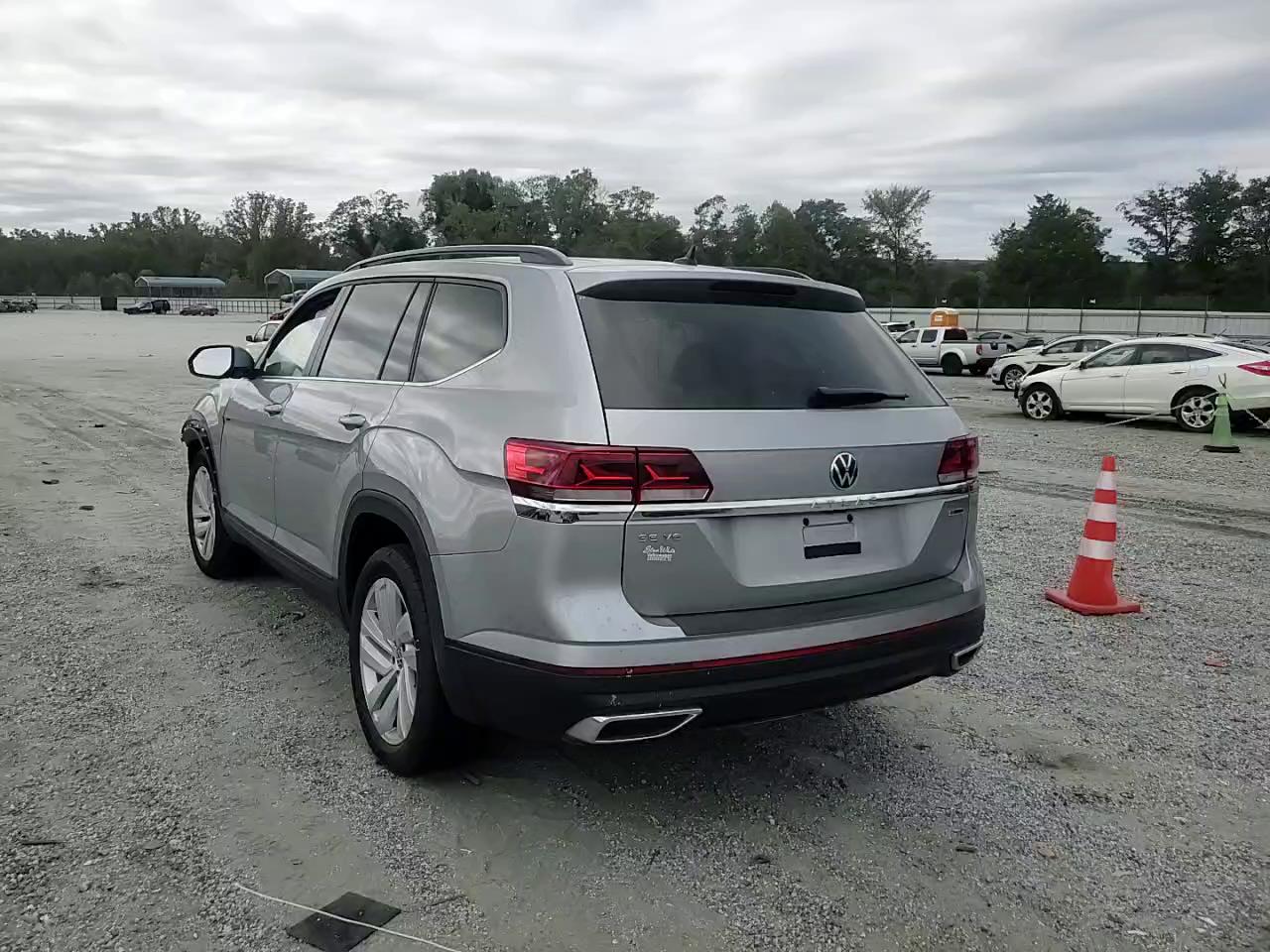 Фото: 1V2HR2CA4MC598749