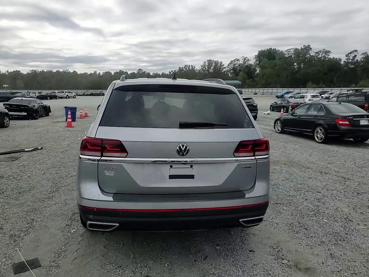 Фото: 1V2HR2CA4MC598749