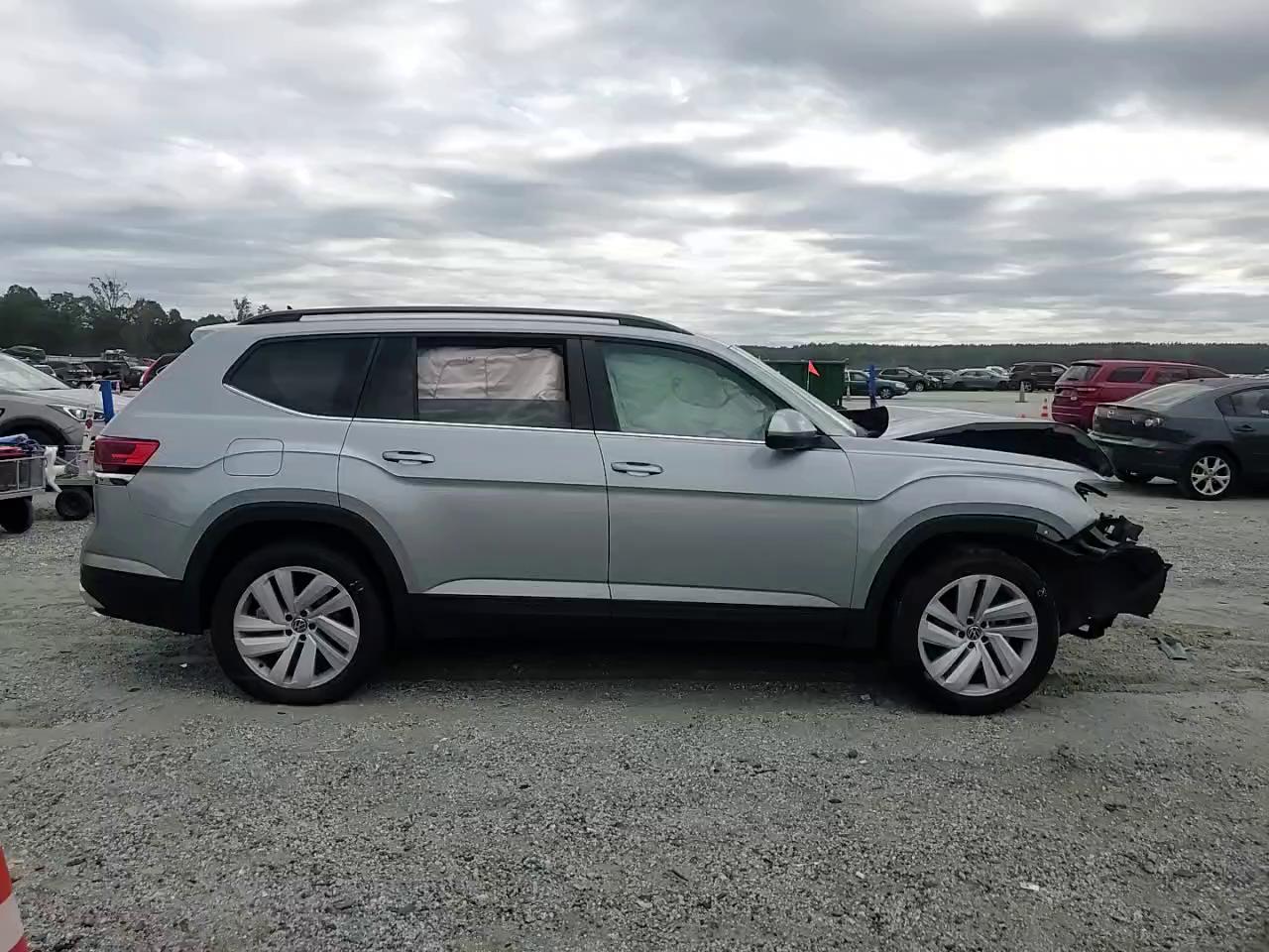 Фото: 1V2HR2CA4MC598749