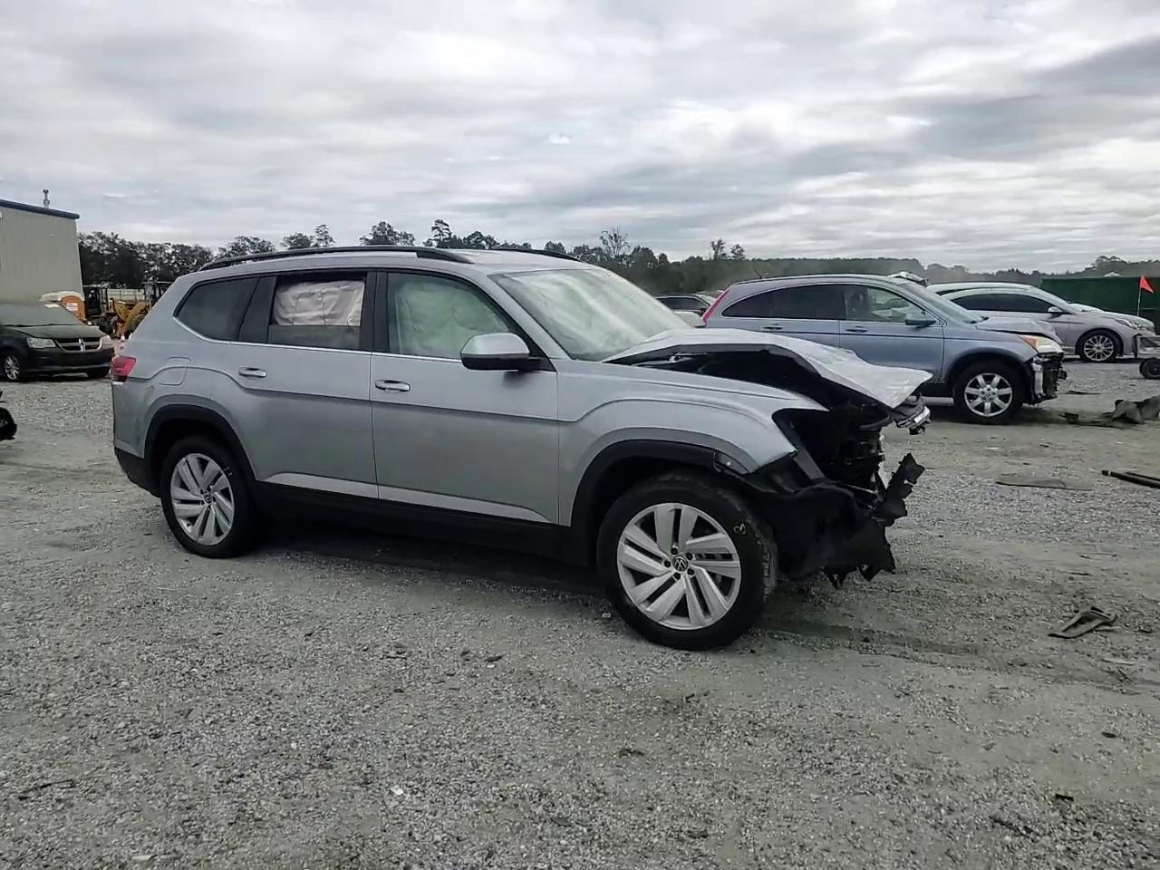 Фото: 1V2HR2CA4MC598749