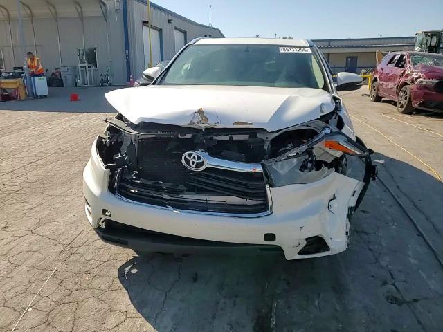 2015 Toyota Highlander Xle VIN: 5TDKKRFH5FS111377 Lot: 85111295